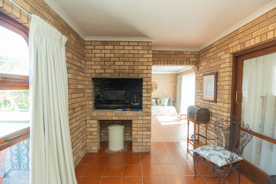 3 Bedroom Property for Sale in Summerstrand Eastern Cape